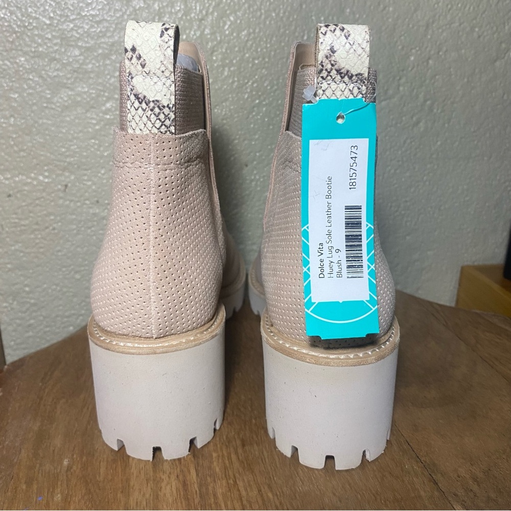 Dolce Vita Blush Leather Bootie with Lug Sole - Picture 3 of 9